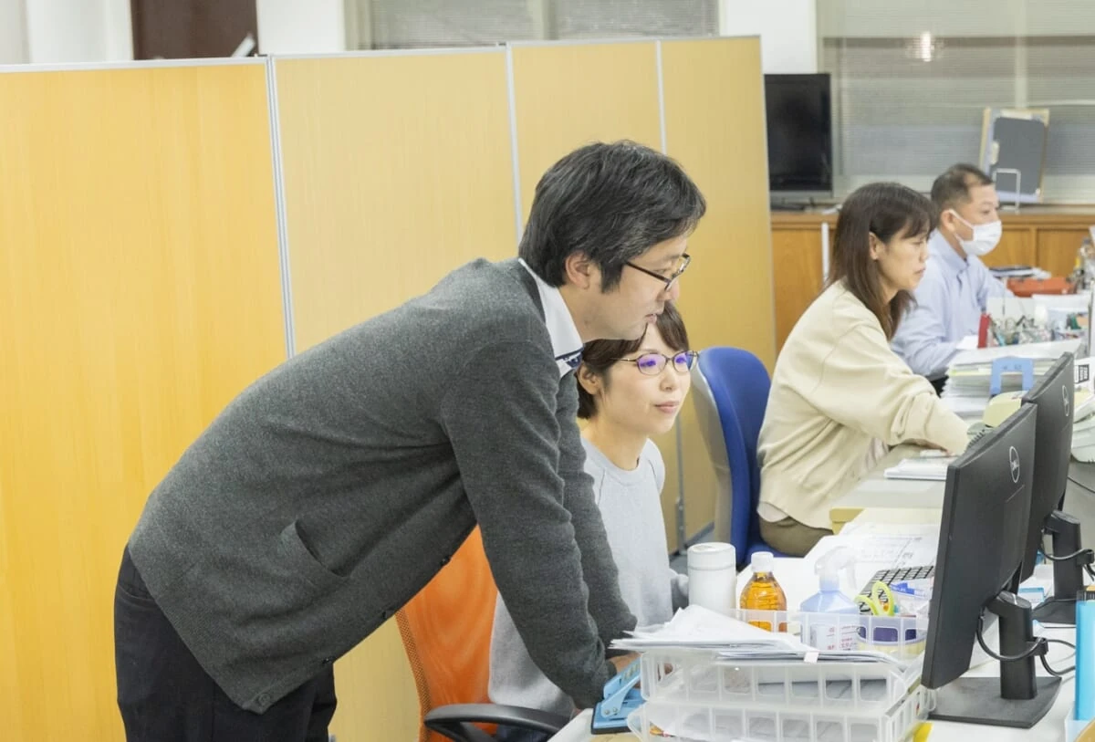 「Slackは面白い」と積極的に活用する社員も増えてきたという